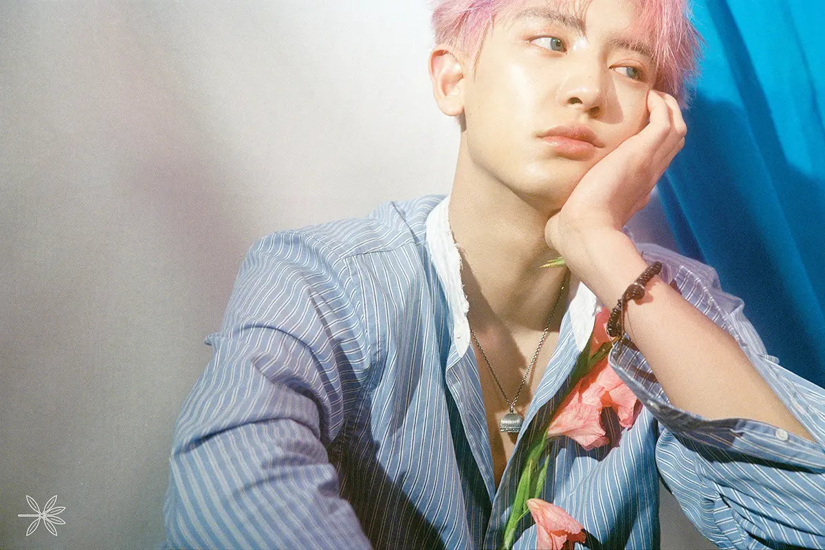 [Bintang] Pose Imut Chanyeol di Teaser Comeback EXO