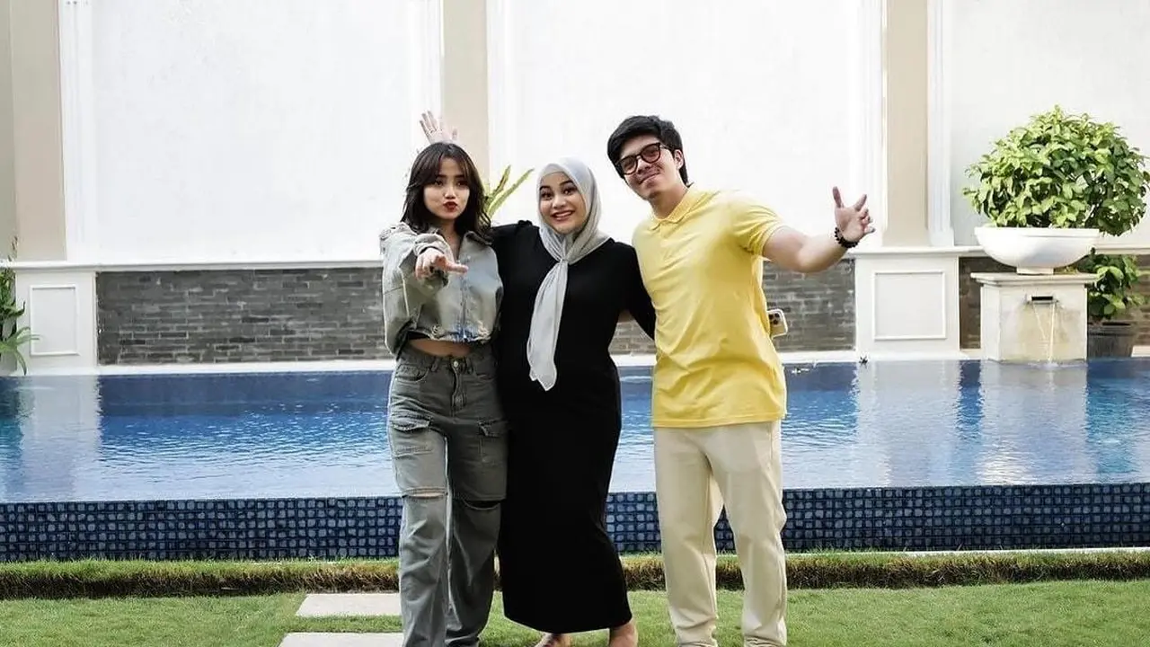 Atta Halilintar main ke rumah Fuji