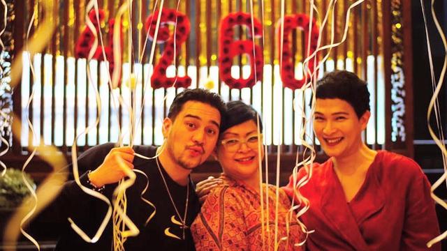 6 Momen Kebersamaan Oscar Lawalata dan Mario Lawalata, Saling Dukung