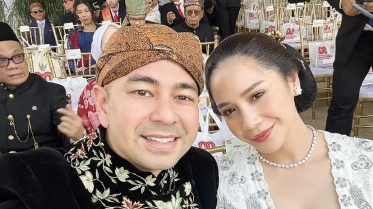 Pesona Elegan Raffi Ahmad dan Nagita Slavina dalam Balutan Busana Adat Jawa di HUT RI ke-80