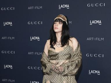 Billie Eilish menghadiri LACMA Art+Film Gala, 5 November 2022. (Foto: AP Photo/Allison Dinner)