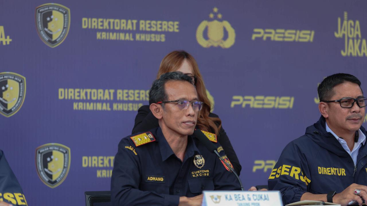 Kantor Pelayanan Utama Bea dan Cukai Tipe A Tanjung Priok bersama Polda Metro Jaya menggelar konferensi pers terkait pengungkapan kasus penyelundupan merkuri