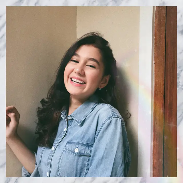 6 Potret Cantik Zoe Jackson, Kekasih Aditya Zoni yang Mirip Irish Bella