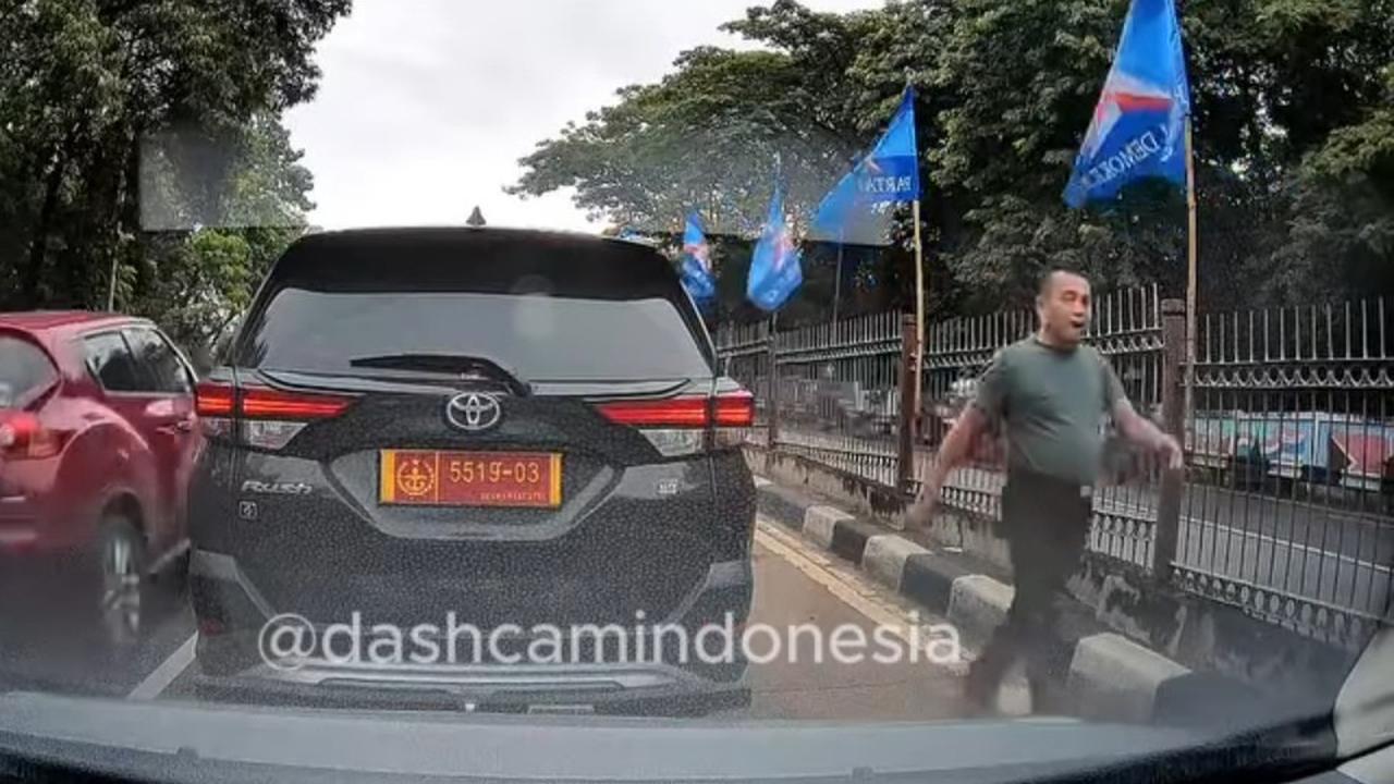 Viral Pria Diduga Prajurit Cekcok dengan Pengendara Lain Dekat TMII, Jenderal TNI Buka Suara
