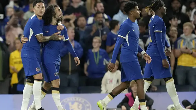 FOTO Chelsea Singkirkan Wimbledon
