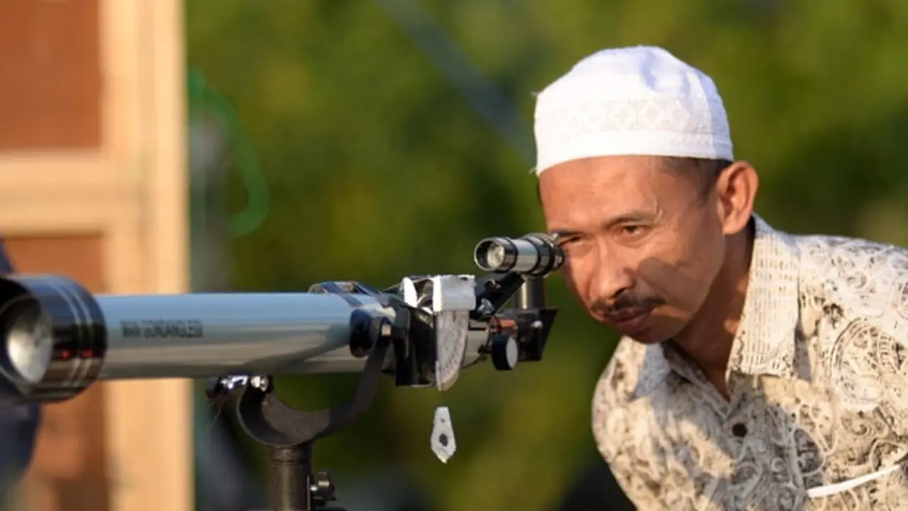 Ketika Sidang Isbat Dijadikan Bahan Meme Kocak