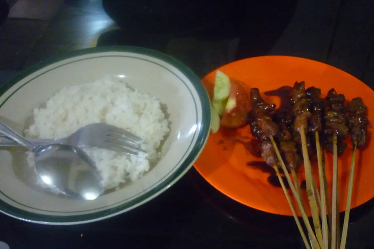 Sate Bebek Tambak, Pedas Manisnya Menggugah Selera