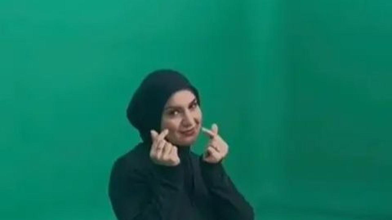 Penangkapan Ammar Zoni ini ternyata tak membuat Irish Bella ambil pusing, ia bahkan tetap sibuk syuting.