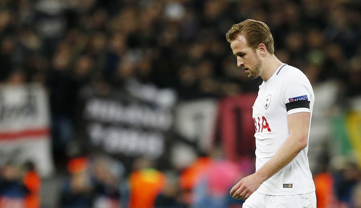 2. Harry Kane (Tottenham Hotspur) - 24 Gol (2 Penalti). (AFP/Ian Kongton)