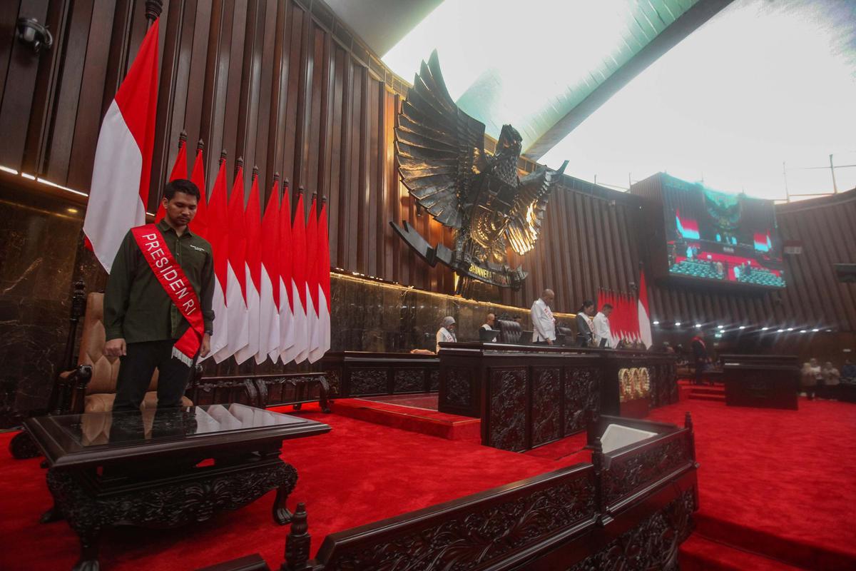 FOTO: Gladi Kotor Sidang Tahunan MPR, Prabowo Akan Sampaikan Pidato Perdana sebagai Presiden