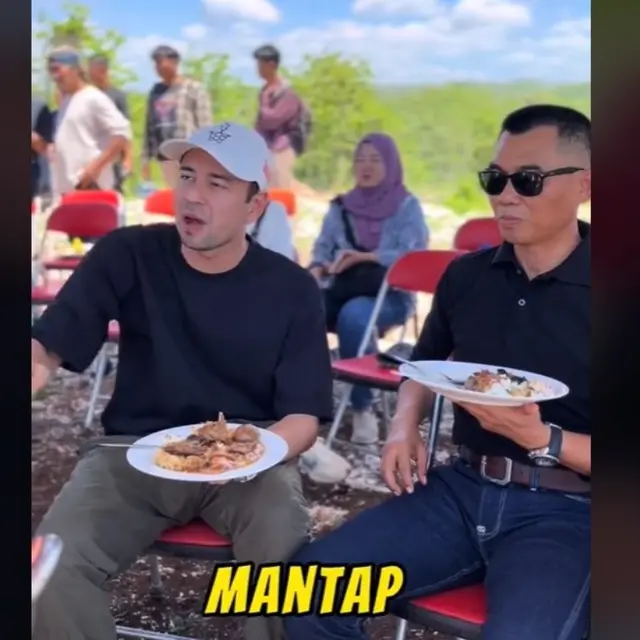 Biasa Makan Mewah, Reaksi Raffi Ahmad Disuguhkan Nasi Tiwul di Gunungkidul Jadi Sorotran.  foto: TikTok @sunaryantaofficial