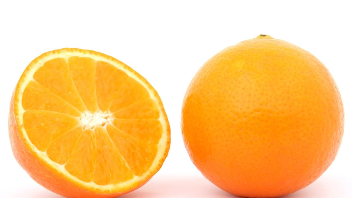 Satu Jeruk Bisa Penuhi Kebutuhan Vitamin C Harian! Ini Cara Makan yang Tepat untuk Kekebalan Tubuh Hadapi Musim Flu