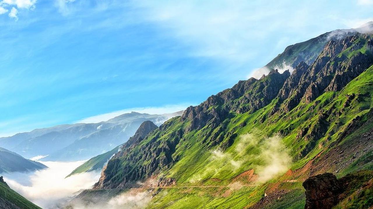 4. Pendakian Gunung