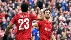 Kemenangan berhasil diperoleh Liverpool dalam laga ronde keempat Piala FA melawan Cardiff City yang digelar di Anfield pada Minggu (6/2/2022) malam WIB. (AFP/Paul Ellis)