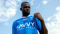 Kalidou Koulibaly jadi pemain top terbaru yang gabung ke Liga Arab Saudi. Koulibaly baru saja direkrut Al Hilal. (Saudi Pro League/AFP)