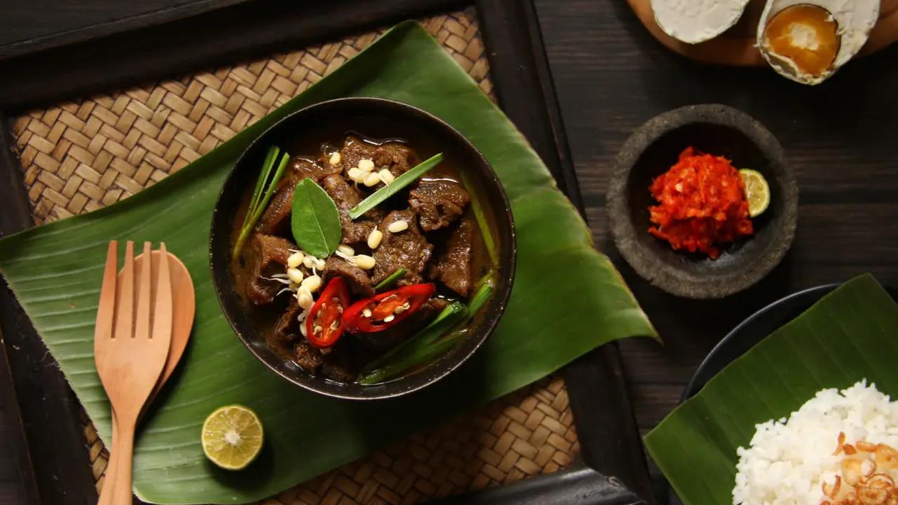 Sejarah Rawon, Warisan Kuliner Nusantara yang Tersirat dalam Kitab Kuno, Ini Fakta yang Jarang Orang Tahu