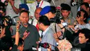 Wakil Ketua nonaktif KPK Bambang Widjojanto usai menjalani pemeriksaan di Bareskrim Mabes Polri), Jakarta Kamis (23/4/2015). BW tak jadi ditahan karena bersikap kooperatif oleh penyidik. (LIputan6.com/Yoppy Renato)
