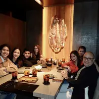 Potret momen makan malam keluarga Maia, sumber: Instagram @maiaestiantyreal
