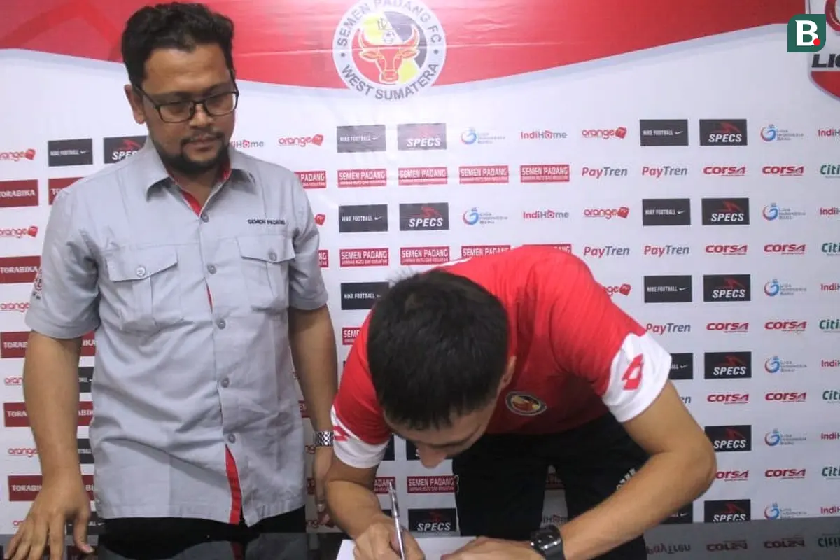 Shukuruli Pulatov Semen Padang