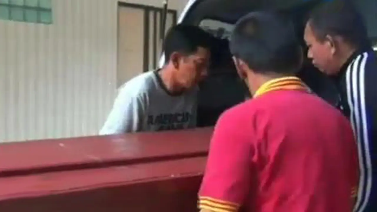 Jenazah Keluarga Pedagang Batu Akik Tewas Dalam Mobil Dipulangkan