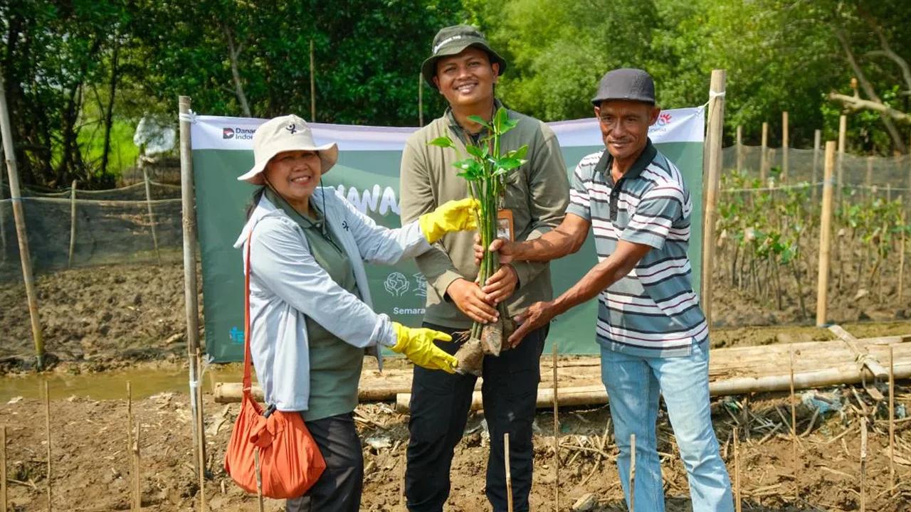 Lewat Ayo Beraksi, Telkom Perkuat Rehabilitasi Mangrove di Kawasan Pesisir Semarang
