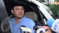 Farhat Abbas Beri Selamat Pada Oi, Nia Daniati Tak Luluh