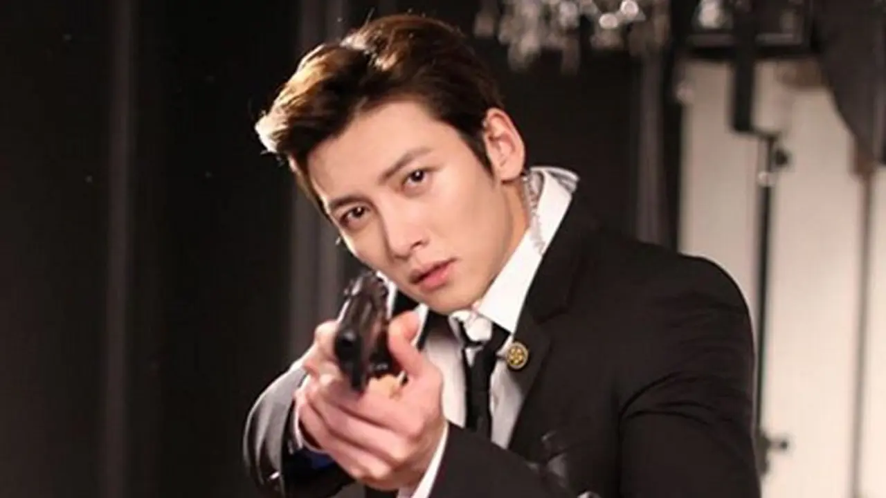 Ji Chang Wook akan menjalani wajib militer. (Instagram/jichangwook)