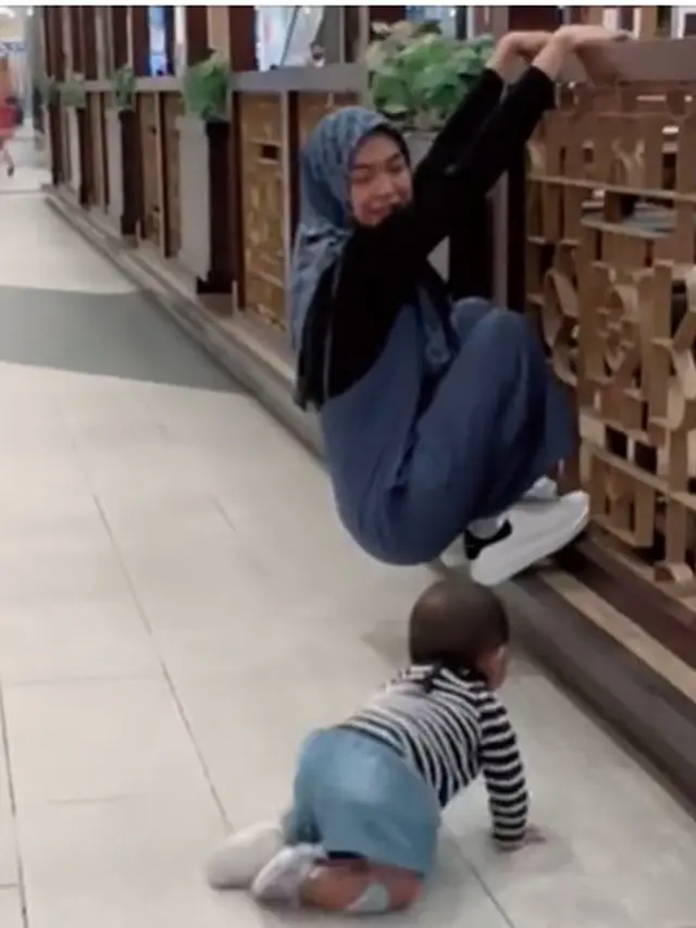 Ria Ricis dan Baby Moana (TikTok/riaricis)