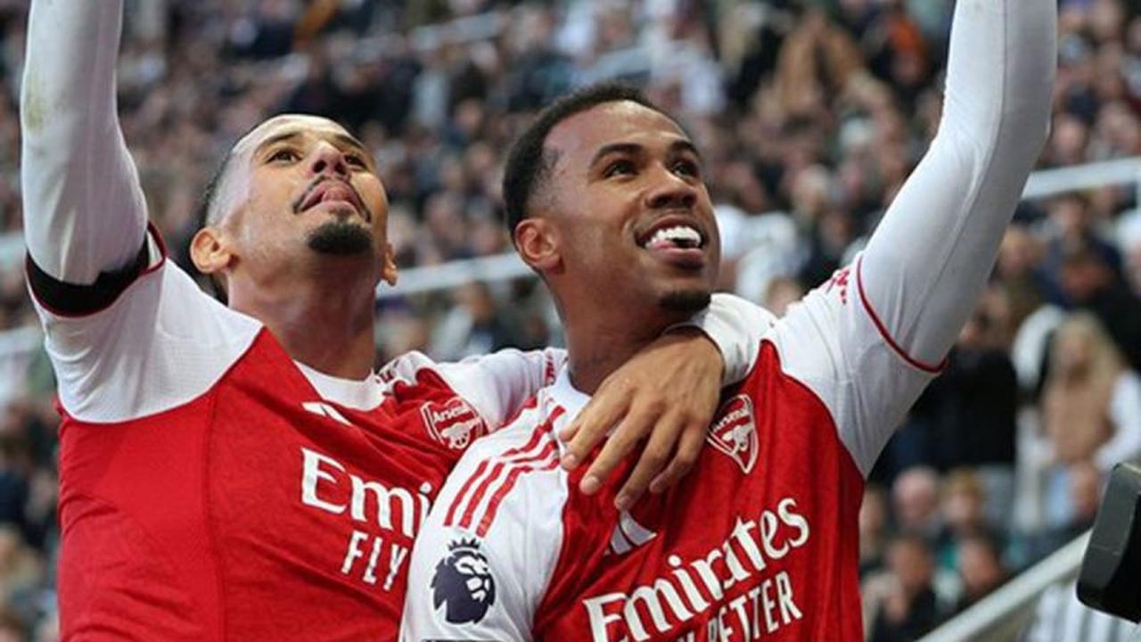 Gol Menit Akhir Gabriel: Kemenangan Dramatis Arsenal Hentikan Rekor Buruk di St. James' Park!