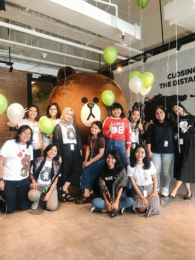 [Bintang] Beginilah Keseruan Ulang Tahun LINE yang ke-7, Jadi Pengin Foto Sama Brown dkk