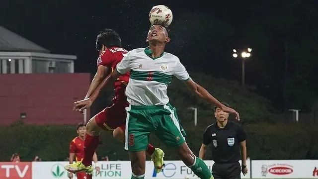 5 Aksi Rizky Ridho saat Tampil di Piala AFF 2020, Bek Andalan Timnas
