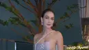 Ditata oleh stylist ternama Asteca Tjiptadi, Luna Maya berhasil tampil sempurna, mencerminkan nuansa elegan dan glamor yang sesuai dengan acara tersebut. [@lunamaya].