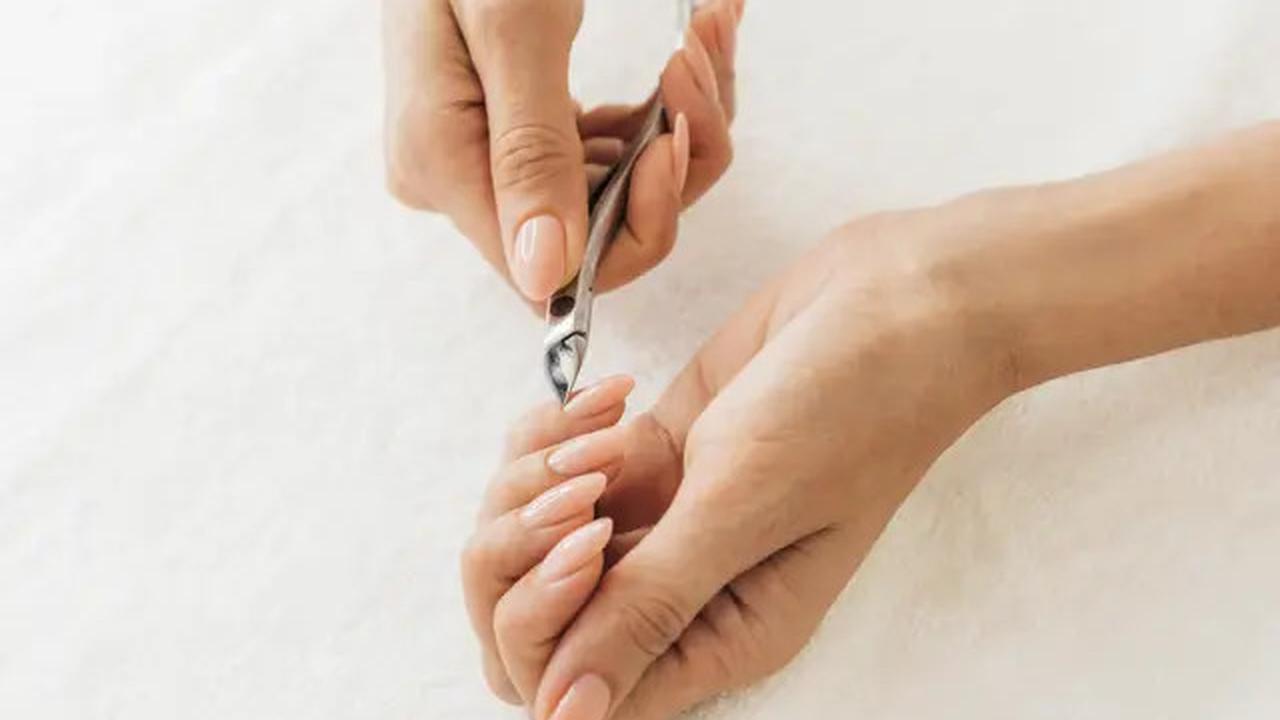 Tips Memilih Model Nail Art Kekinian dan Sesuai Bentuk Jari, Ini 10 Rekomendasinya