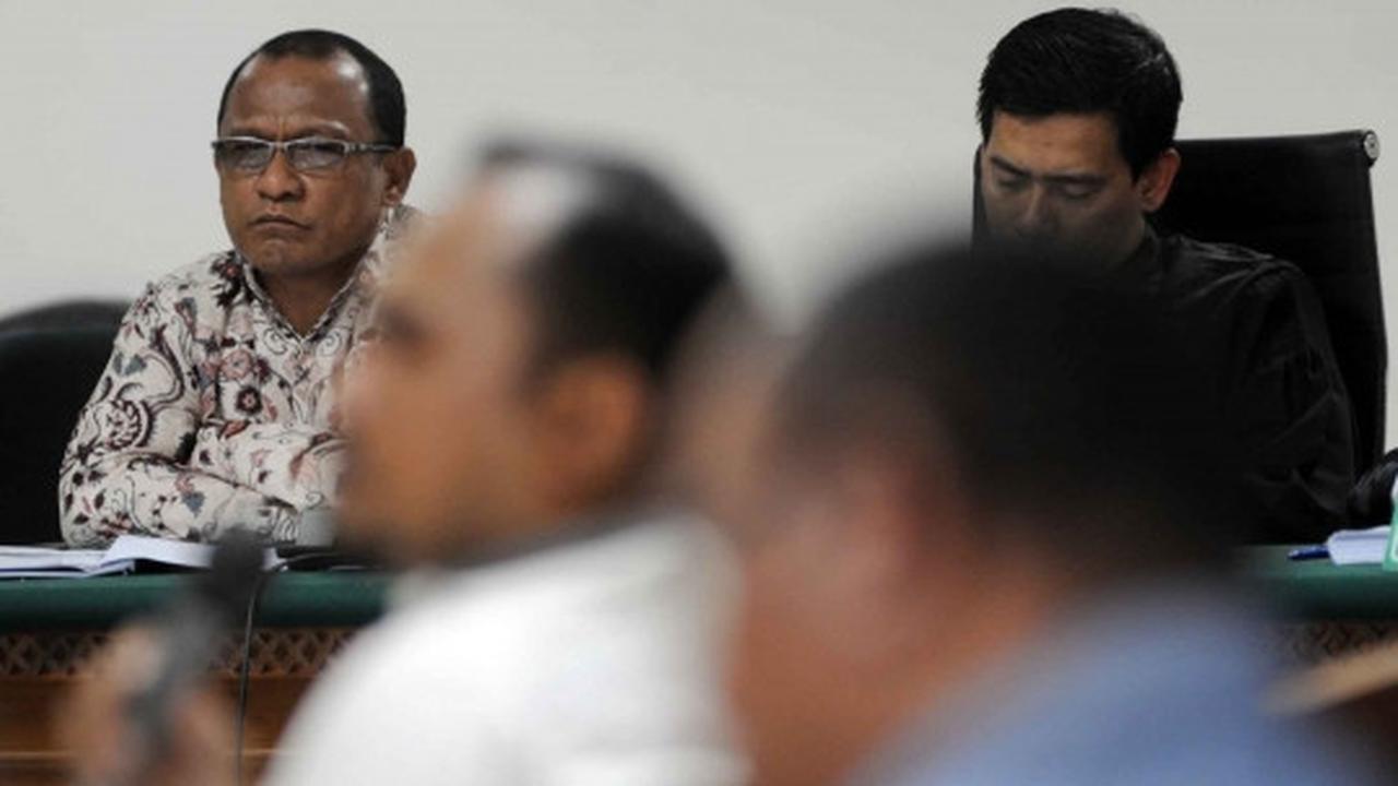 Bupati Morotai jalani sidang lanjutan kasus suap Akil