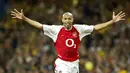 6. Thierry Henry (175 gol) - Penyerang asal Prancis ini menjadi predator ganas bersama Arsenal di kompetisi Premier League. Selama kariernya di Premier League, Henry telah menorehkan 175 gol. (AFP/Odd Andersen)