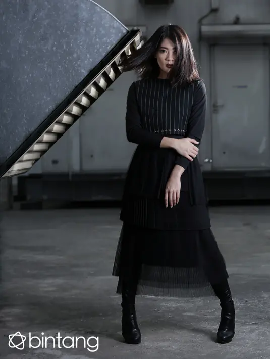 Penyanyi pop asal Indonesia yaitu Indah Dewi Pertiwi, baru saja merilis sebuah single berjudul Show Me What You Got.(Fathan Rangkuti/Bintang.com)