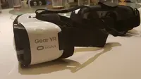 Gear VR akhirnya akan rilis dan mulai dijual akhir bulan ini di Indonesia