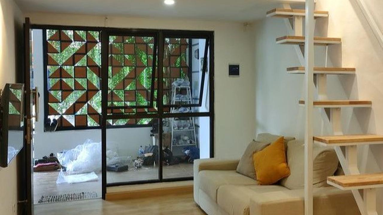 15 Inspirasi Tangga Rumah Minimalis yang Fungsional dan Estetik