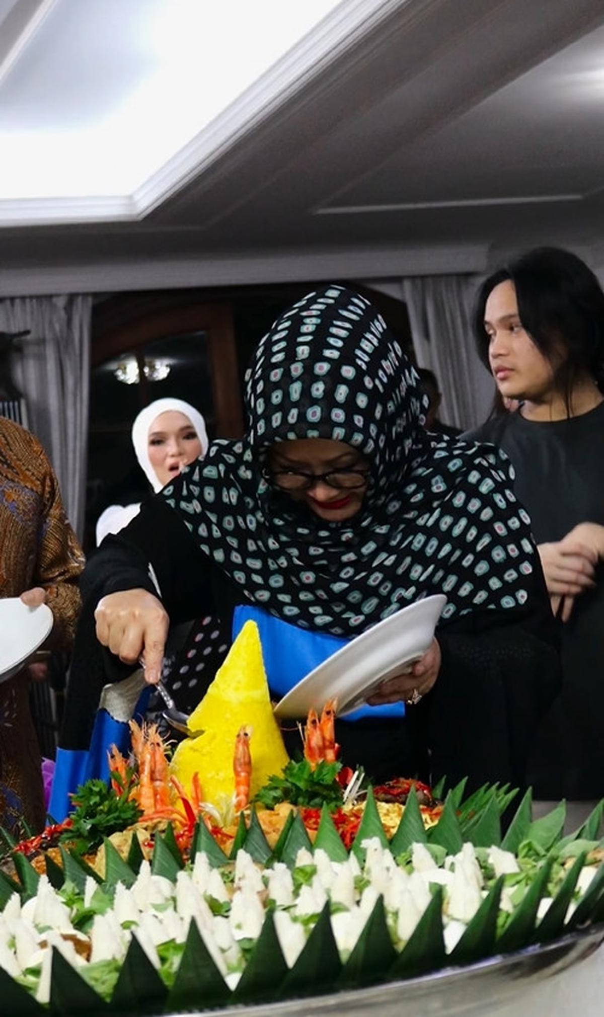 Rayakan Ulang Thun ke-75