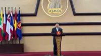 Sekretaris Jenderal ASEAN Kao Kim Hourn dalam press briefing terkait hasil pertemuan menlu ASEAN (AMM/PMC) di Jakarta, Selasa (30/7/2024). (Liputan6/Benedikta Miranti)