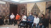 Pengusaha yang tergabung dalam KADIN Indonesia bertemu dengan 6 serikat buruh bahas soal kesejahteraan (dok: Arief)