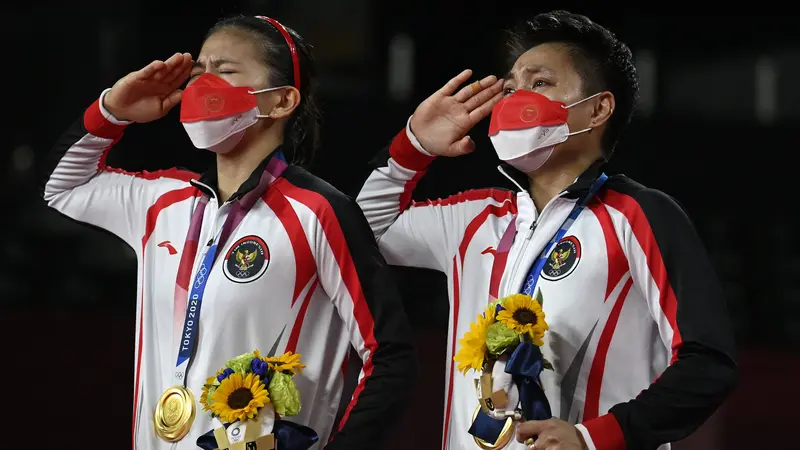 Foto: Luar Biasa, Pasangan Greysia Polii dan Apriyani Rahayu Persembahkan Medali Emas Pertama Olimpiade Tokyo 2020 untuk Indonesia