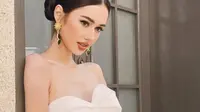 6 Gaya Vika Kolesnaya Istri Billy Syahputra Jadi Model Gaun Pengantin, Penampilannya Bikin Pangling