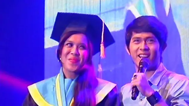 Sahabat Diwisuda, Cakra Khan Beri Pelukan Hangat