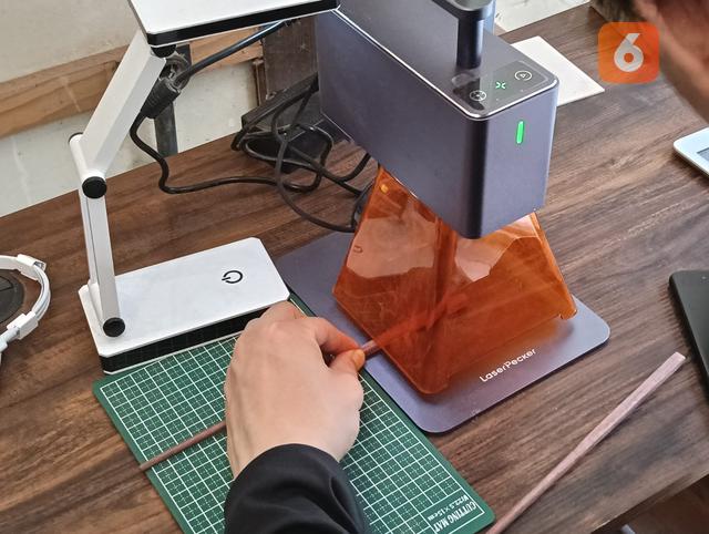 Bisa Gravir Nama di Sumpit