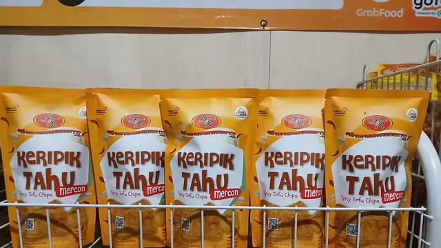 Intan Rahmadhani Snack
