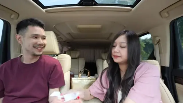 Potret mesra Sisca Kohl dan Jess No Limit