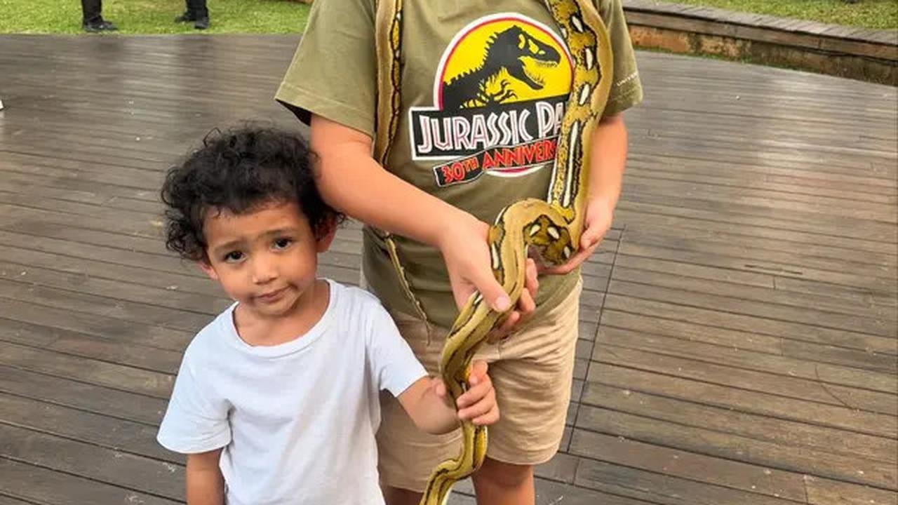 Foto-Foto Jessica Iskandar dan Vincent Verhaag Ajak Anak ke Kebun Binatang, Sederhana Tapi Bikin Bahagia