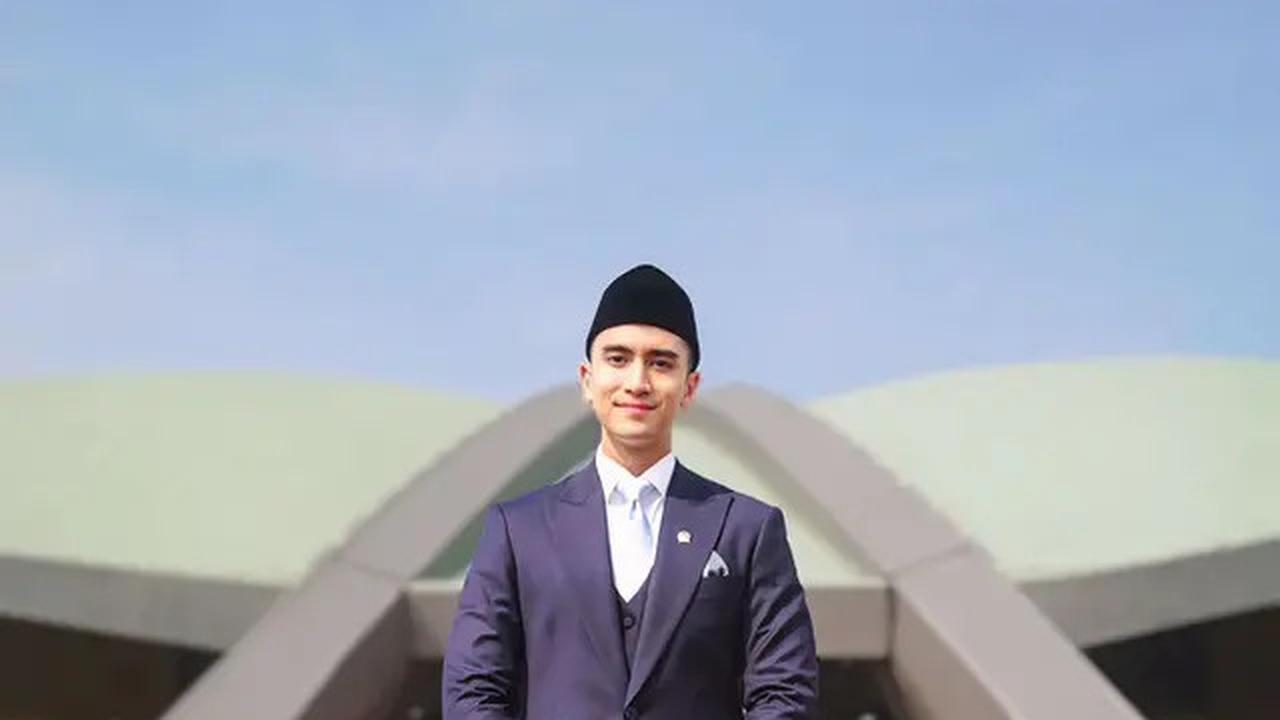 Verrell Bramasta Usai Pelantikan Anggota DPR RI 2024-2029: Saya Resmi Sepenuhnya Milik Rakyat