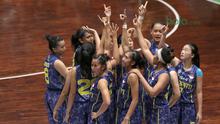 Tim Merpati Bali berhasil atasi perlawanan Tenaga Baru Pontianak pada laga Srikandi Cup 2018 di GOR Lokasari, Jakarta, Rabu (21/3/2018). Merpati Bali menang 61-37. (Bola.com/Nick Hanoatubun)